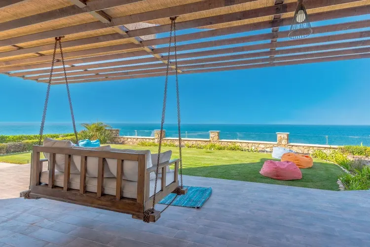 Telal Villa Overlooking the Sea