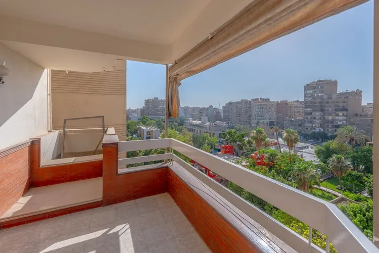 Royal Luxury Apartment 3