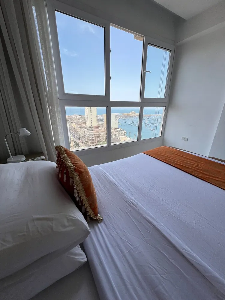 جنة بإطلالة على البحر 2