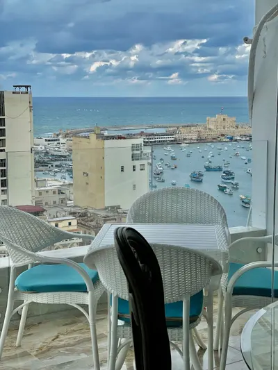 جنة بإطلالة على البحر 2 — صورة 2 من 10