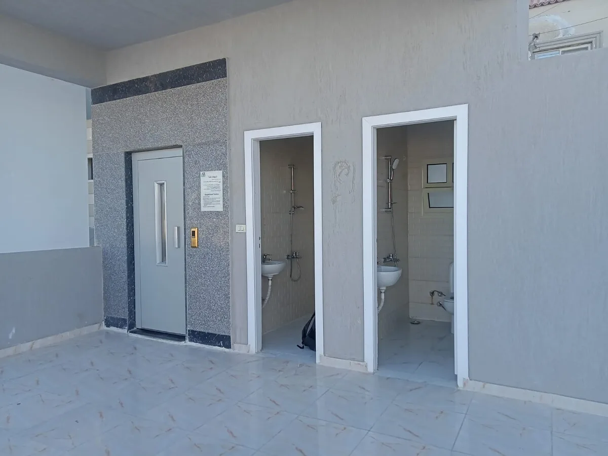 شقة فاخرة مركزية بإطلالة على البحر 105 — photo 8 of 10