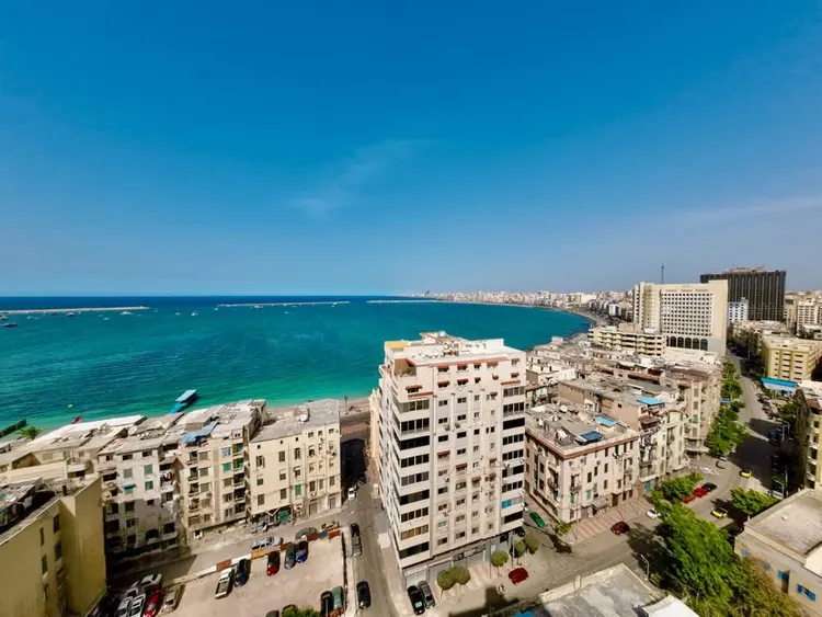 ليالٍ عربية على البحر (2) 4