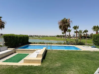 شاليه بإطلالة على الجولف والبحيرة مع مسبح خاص — Hacienda Bay — صورة 6 من 10