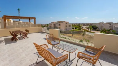 شاليه بالطابق العلوي مع تراس بنتهاوس — Hacienda Bay — صورة 5 من 10